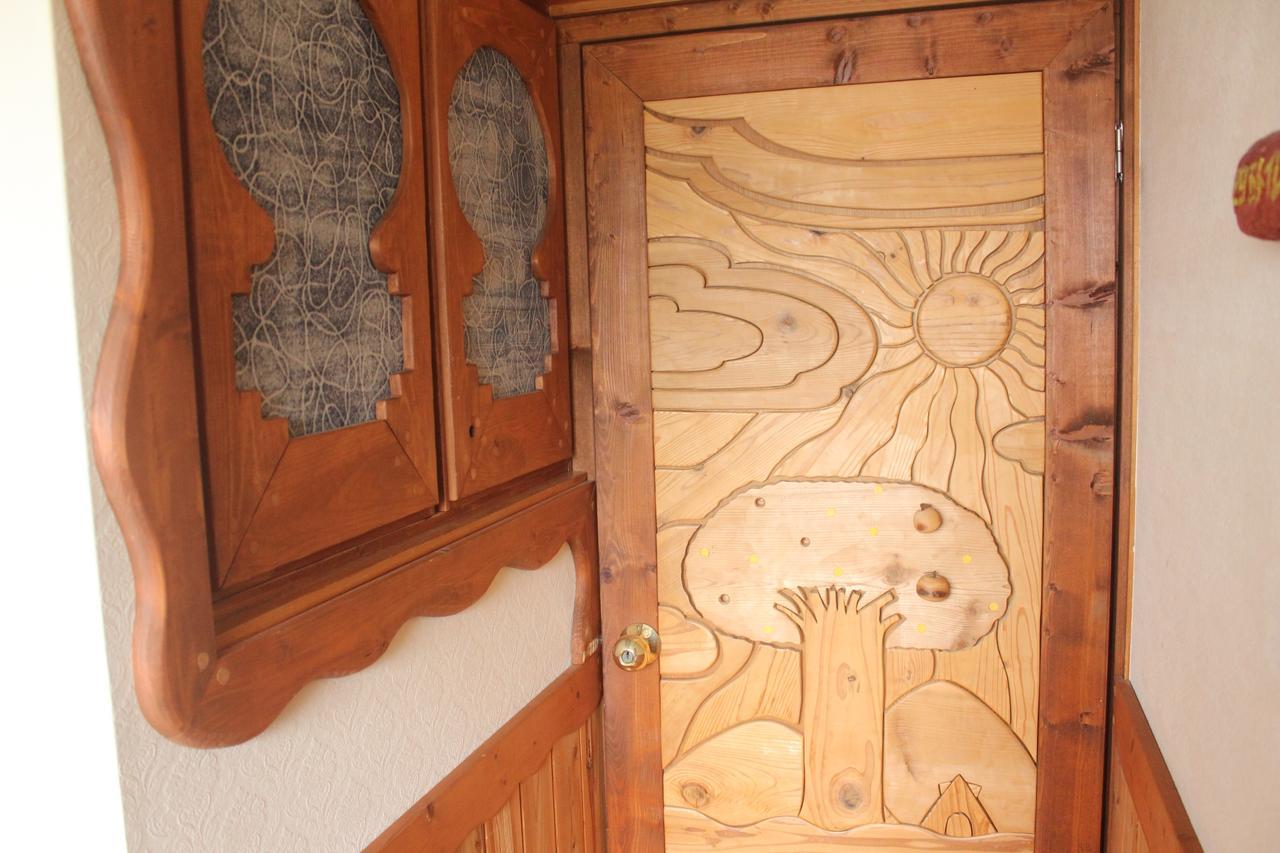 Katsuo Guest House Коті Екстер'єр фото