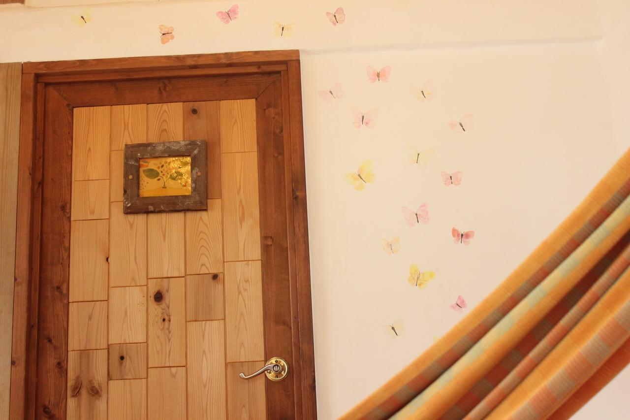 Katsuo Guest House Коті Екстер'єр фото